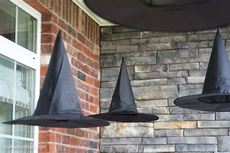 Transforming your backyard into a witch's wonderland with floating embellishments